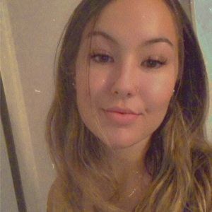 Meet your Posher, Alexandra